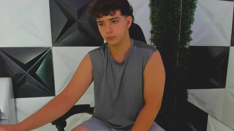 Snapshot of dani_cumboy chatting on September 22, 1:48 pm dani_cumboy online show from September 22, 1:48 pm