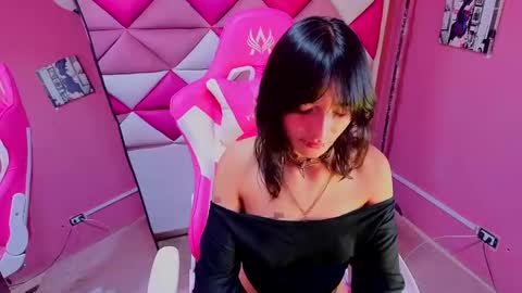 Snapshot of dani_dream chatting on September 13, 3:36 pm dani_dream online show from September 13, 3:36 pm