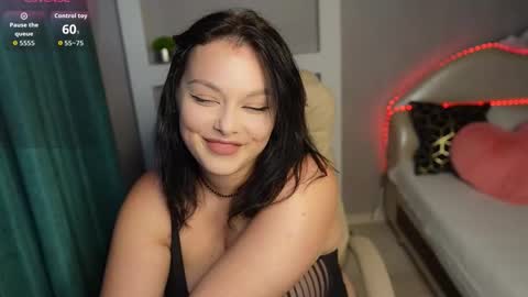 Snapshot of dani_kittys chatting on October 18, 11:25 am dani_kittys online show from October 18, 11:25 am