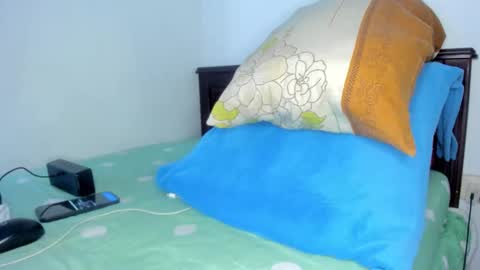 Dani online show from November 25, 5:01 pm