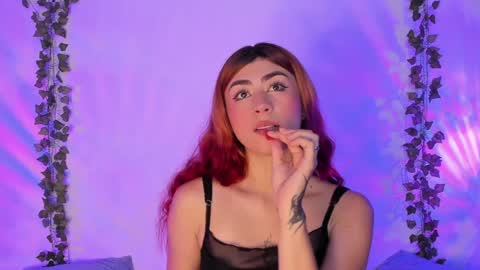 Dani Saenz online show from December 9, 10:41 pm