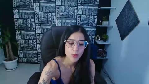 danielamonroe online show from January 13, 11:56 pm