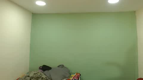 danielitopapii online show from December 17, 2:07 am