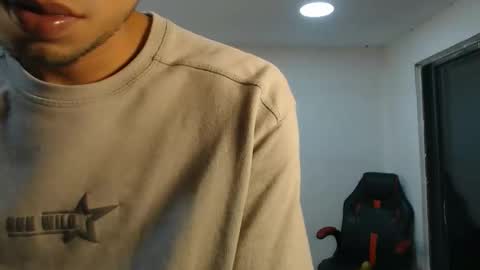 Snapshot of danielitopapii chatting on October 9, 11:54 pm danielitopapii online show from October 9, 11:54 pm