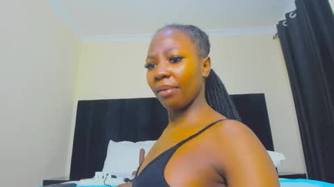 danielle_rock online show from October 28, 12:50 pm