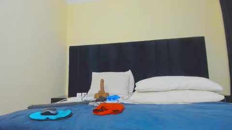 danielle_rock online show from October 13, 11:45 am