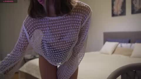 Danielle online show from September 20, 7:50 pm