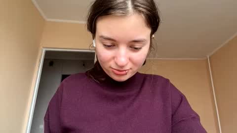 Mia online show from November 7, 7:55 am