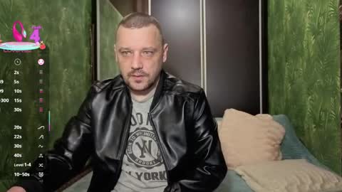 DanieloCool online show from May 14, 7:17 am