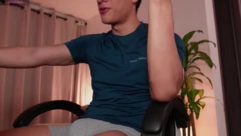 Masked online show from February 24, 2:25 am