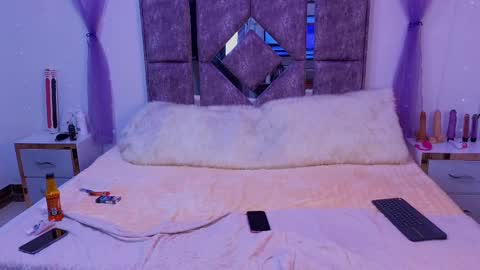 Danilu and Eva online show from September 25, 8:38 pm