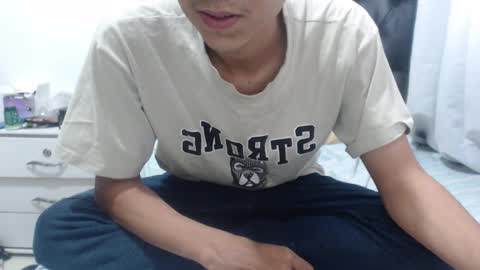 Darwin Daniel Segura Parra online show from March 7, 9:48 pm