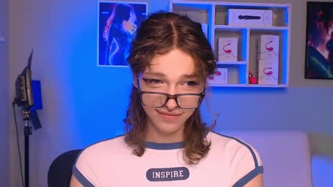 Snapshot of dann_foxy chatting on October 3, 10:01 am dann foxy online show from October 3, 10:01 am