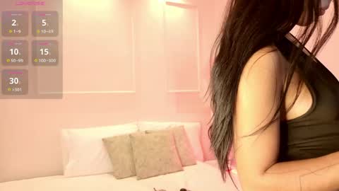 danna_palmeth online show from May 16, 11:47 pm
