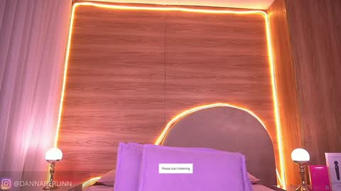 Danna Berlin  online show from February 7, 7:50 pm