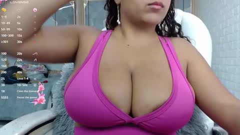 danna online show from March 3, 8:27 pm