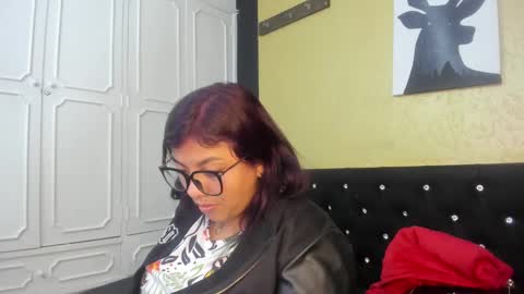 Danna Garza online show from March 10, 4:28 am