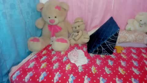 Danna Sofia jeins online show from December 14, 1:28 pm