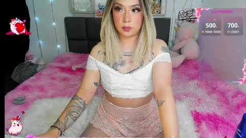 dannia_13 online show from April 1, 2:45 am