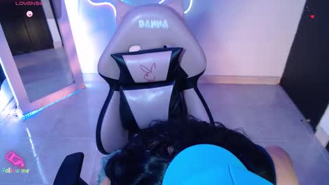 Snapshot of danniela_james chatting on October 5, 8:34 am danna online show from October 5, 8:34 am