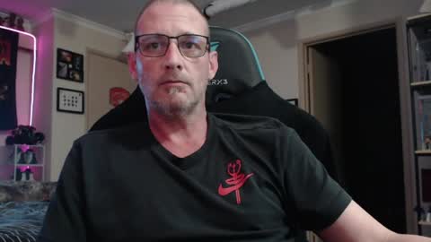 dannozdirekt online show from April 4, 5:31 pm