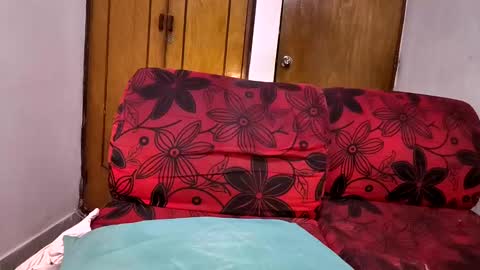 Snapshot of dannthor chatting on February 4, 10:54 am Dann PVT on online show from February 4, 10:54 am