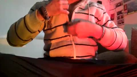 danny456672 online show from March 2, 8:10 am