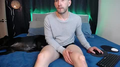 Snapshot of danny_hot_fun chatting on September 21, 5:11 am Danny and Alex online show from September 21, 5:11 am