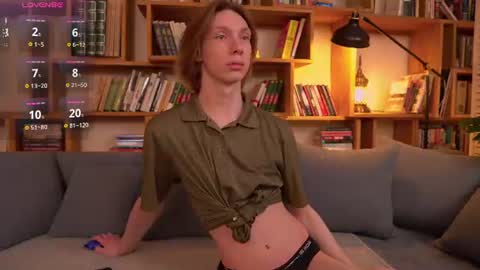 Danny online show from August 9, 6:08 am