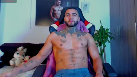 Danny Willson online show from April 19, 12:28 pm