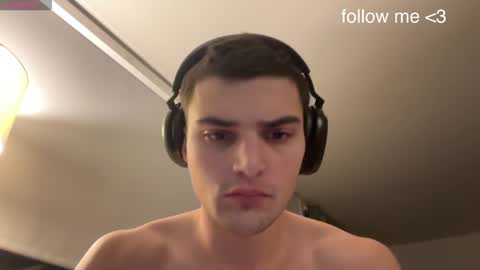 Danny online show from December 8, 1:19 am