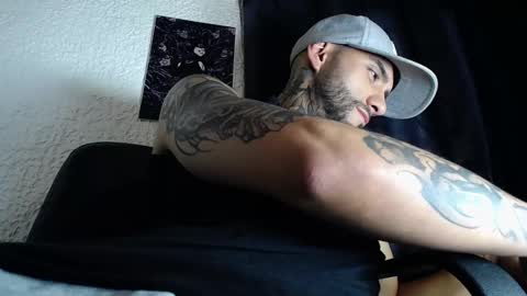 dante_d_angelo_ online show from September 10, 5:52 am