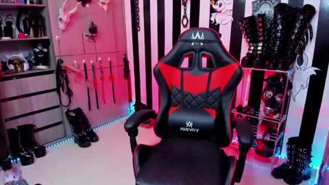 Dante online show from February 11, 2:35 pm