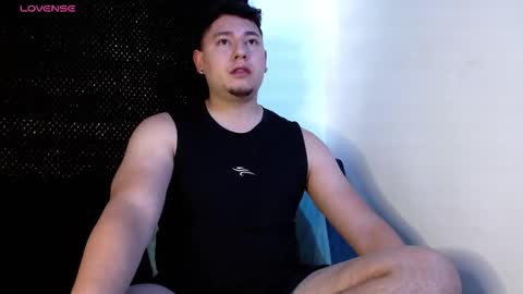  A L E J A N D R O  online show from September 27, 8:06 pm