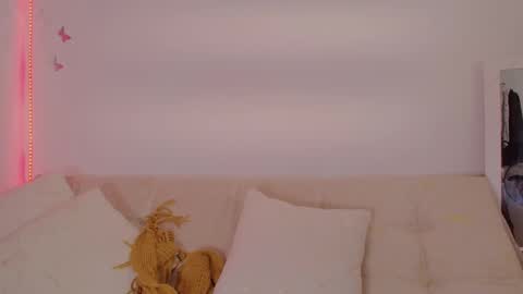 Daphne online show from December 5, 11:19 am