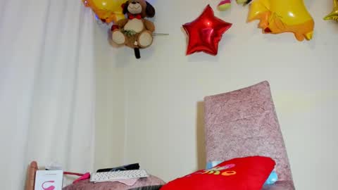 Snapshot of dariana_hot chatting on February 22, 7:36 pm dariana_hot online show from February 22, 7:36 pm