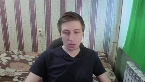 darienlarge online show from April 18, 11:56 am