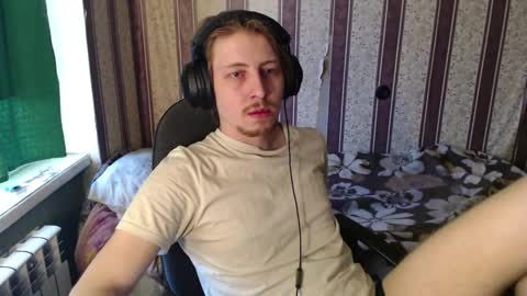 darienlarge online show from October 21, 2:10 pm