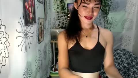 Snapshot of dark_angelxxx94 chatting on February 25, 11:37 pm yushico online show from February 25, 11:37 pm