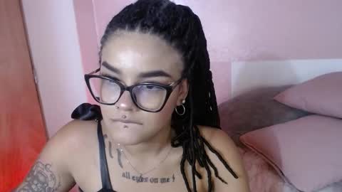 dark_flama online show from March 9, 2:05 am