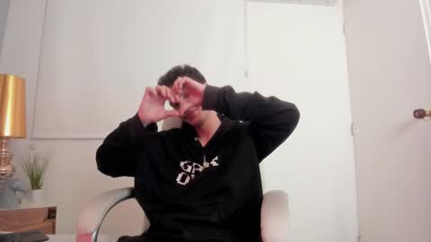 dark_sun333 online show from November 28, 12:18 am