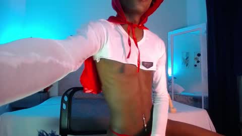 Snapshot of darkcandyboy chatting on October 4, 12:58 pm darkcandyboy online show from October 4, 12:58 pm