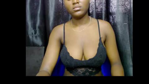 sexygal online show from November 27, 8:33 am