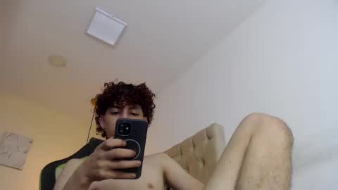 darkknightx01 online show from October 23, 2:24 am