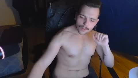 darknovelclown online show from March 13, 3:10 am