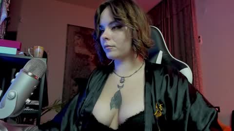 Miss Tailor  online show from November 7, 3:36 pm