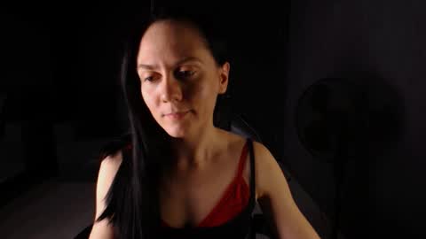 darkspark_ online show from November 7, 1:35 pm