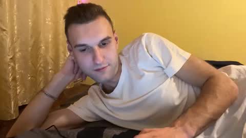 Nick online show from November 13, 9:39 pm