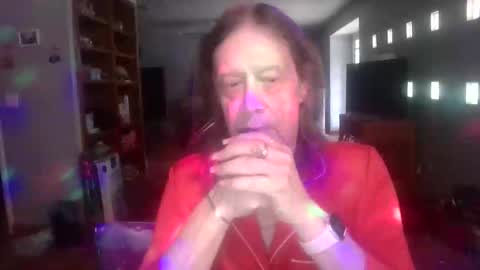 darla_darling1222101 online show from April 6, 12:41 am