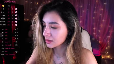 Snapshot of darlabelle chatting on January 11, 7:39 am Belle online show from January 11, 7:39 am
